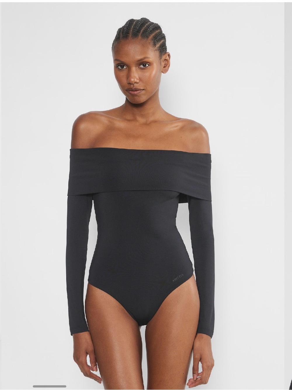 NWT - Aritzia Contour Deco Bodysuit - Black - Size M